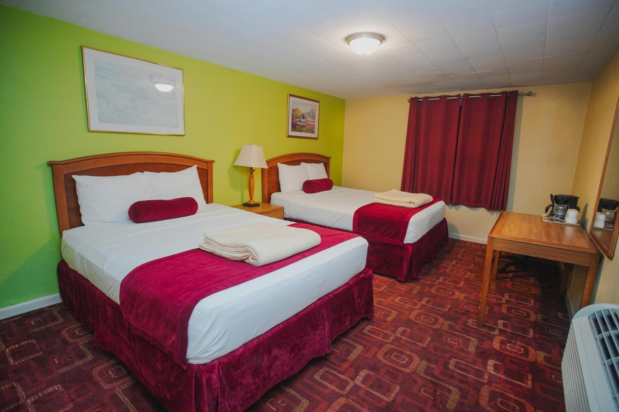 Falls View Inn ไนแอการาฟอลส์ ภายนอก รูปภาพ
